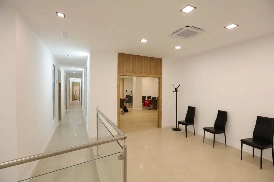The waiting area where patients are received before their session